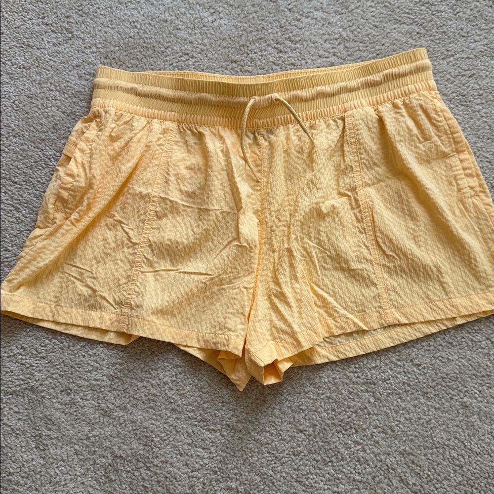 🆕NWOT Columbia Melon Textured Shorts Size XL